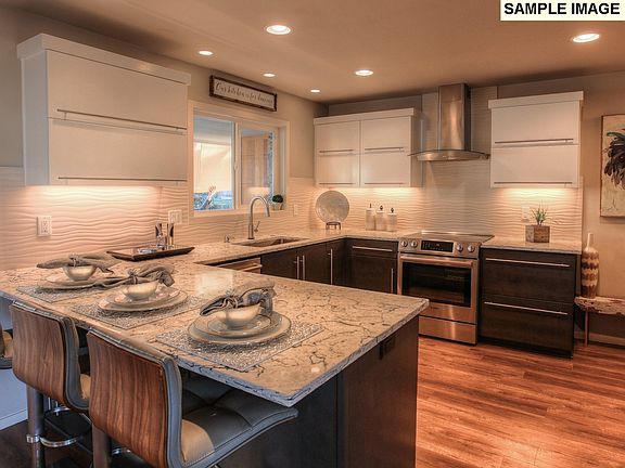 5th image of 11210 NE 133rd Pl