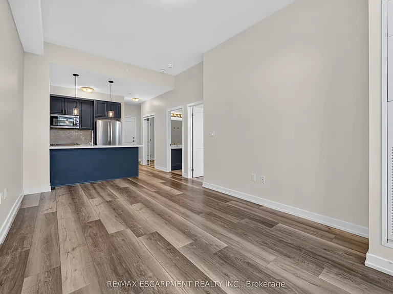 460 Dundas St E #522 — Photo 22