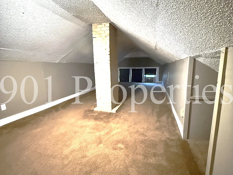 1252 Harbert Ave #2 — Photo 16