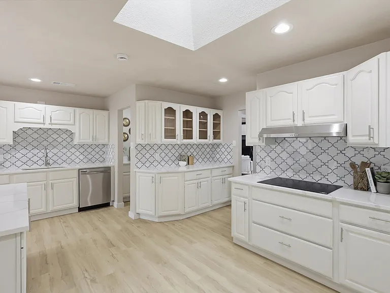3716 Sweetbriar Ln — Photo 19