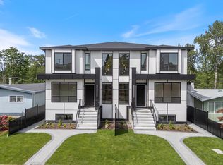 6037 Service St #1, Burnaby, BC V5H1V7