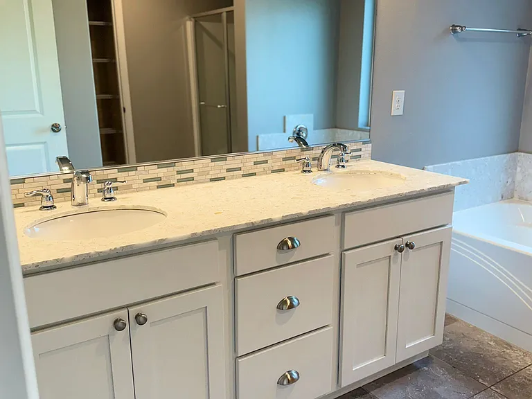8657 Atlas Ave NE — Photo 15