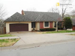 6700 N Overland Dr, Kansas City, MO 64151