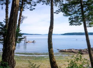 57 McKenzie Cres, Southern Gulf Islands, BC V8L 5Y7