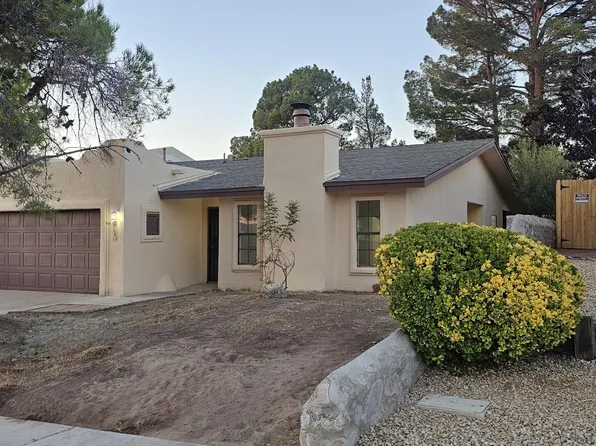 1041 Candeleras St, Las Cruces, NM 88011