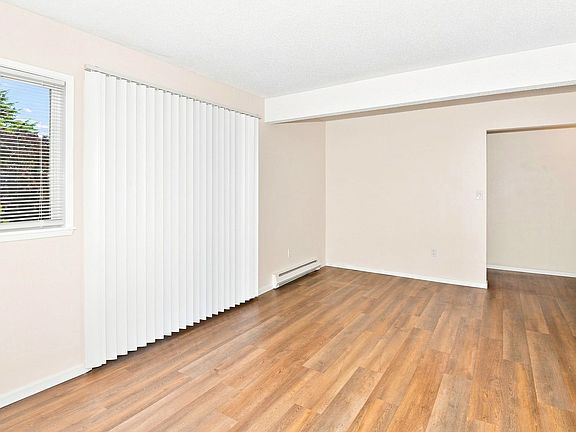 3rd image of 1002 N J St #7