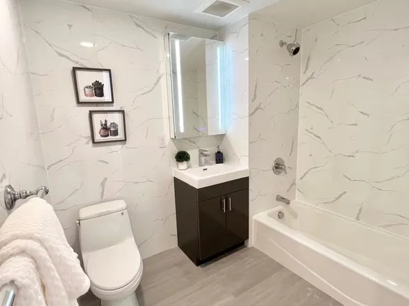 56-02 31st Avenue image 8 of 12