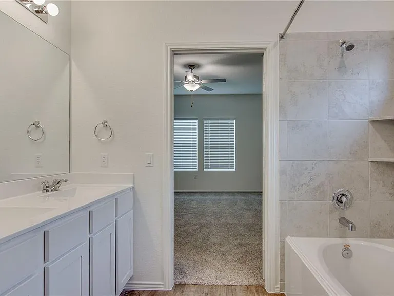 6721 Hartlage St — Photo 20