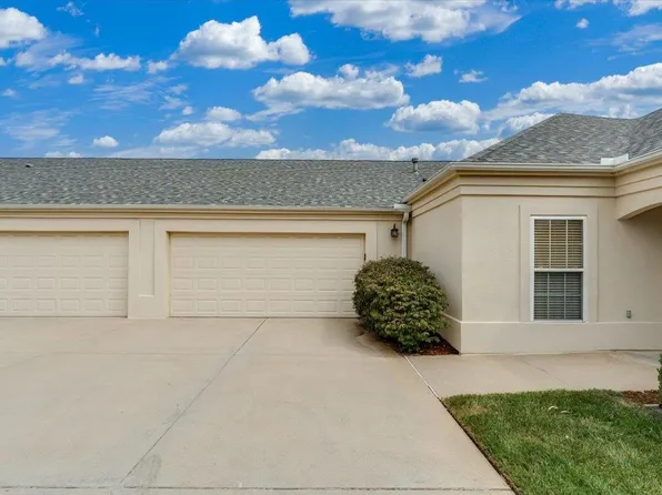 9400 E Wilson Estates Pkwy APT 401, Wichita, KS 67206