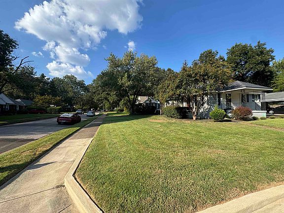 3rd image of 1282 Marcia Rd