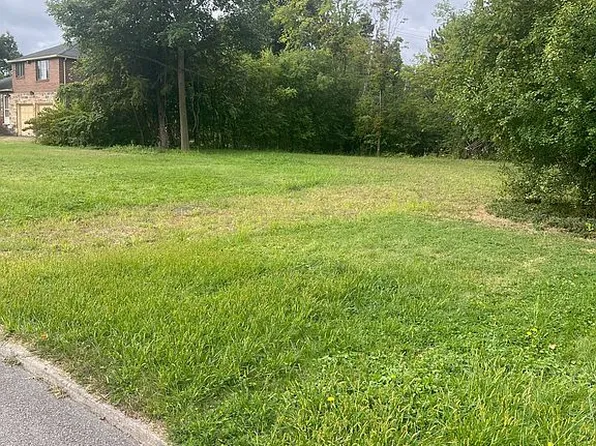 160 Campus Dr, Amherst, NY 14226