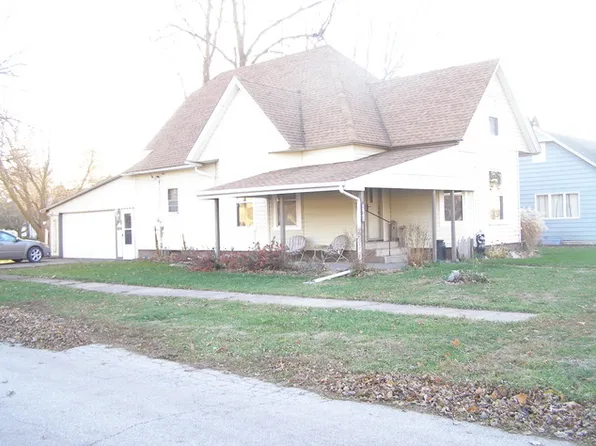 703 W Boston Ave, Monmouth, IL 61462