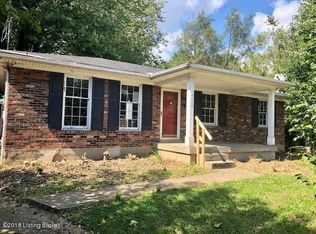 3006 Bob White Ct, Louisville, KY 40216