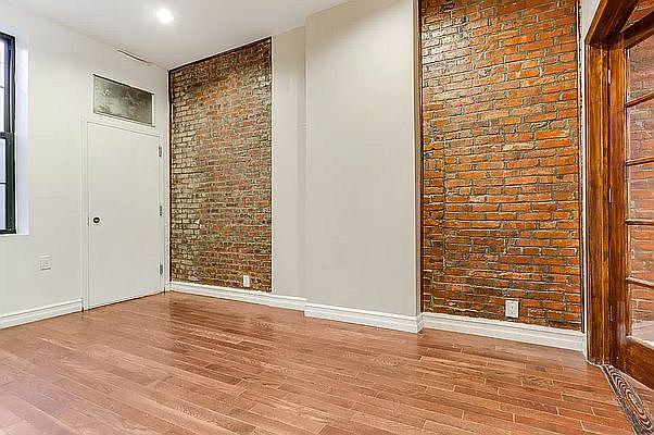 1st image of 800 Macdonough St APT 1A
