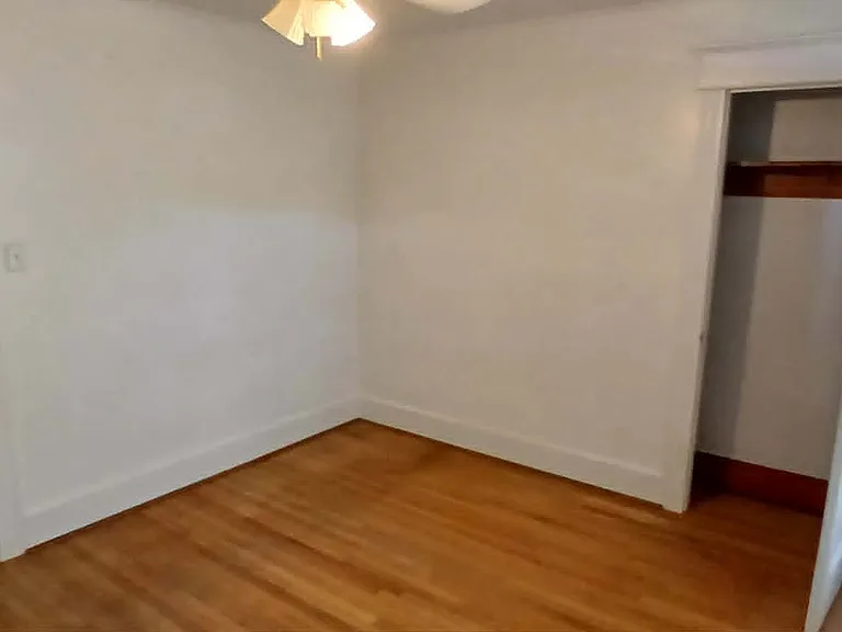 648 Linden Ave — Photo 17