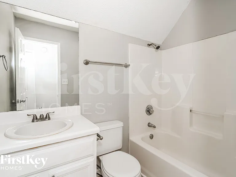 95 Glenwood Ct — Photo 14