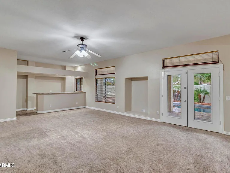 4853 S Newport St — Photo 9