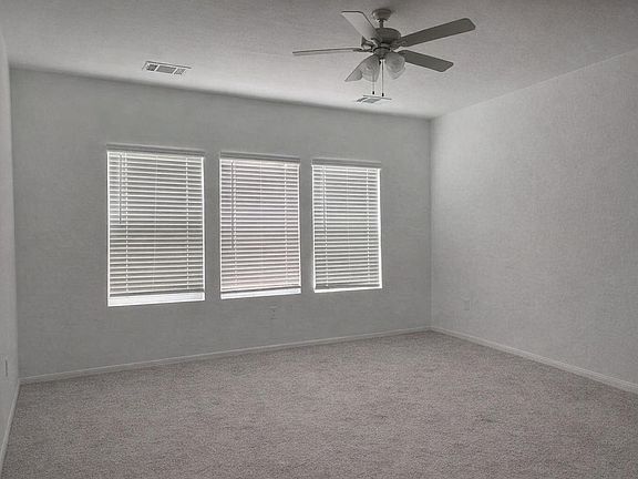 4th image of 208 Eagle Lake Dr