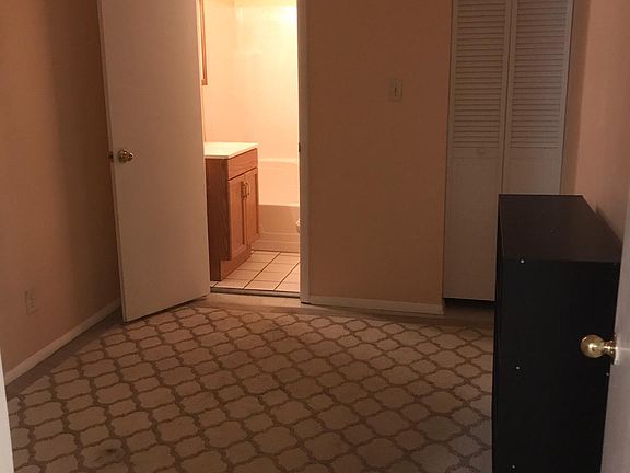 5th image of 13831 Fount Beattie Ct