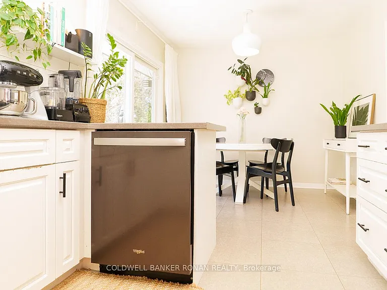 11 Pratt Rd — Photo 6