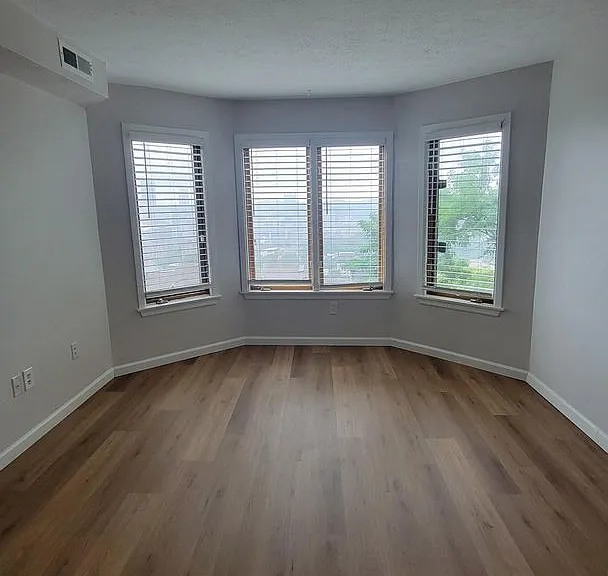 1845 Clayton Ave #110 — Photo 14