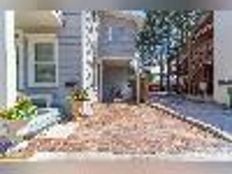 251 Charlotte St #A — Photo 15