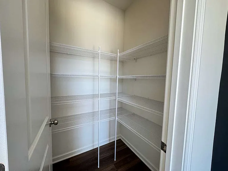 119 Lennei Ln — Photo 6