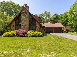 11 Covey Rd, Hyde Park, NY 12538