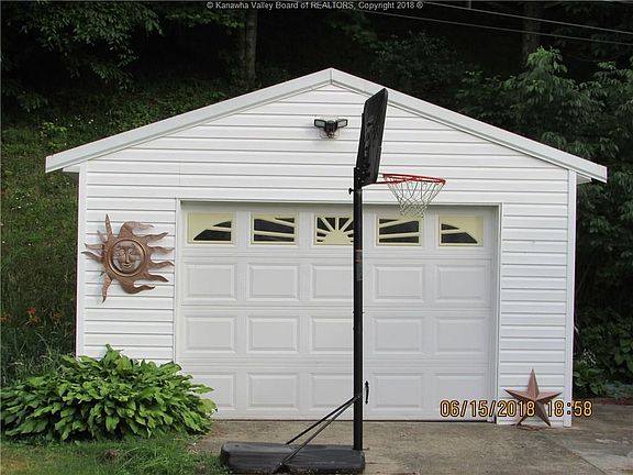2nd image of 74 Bluebird Ln
