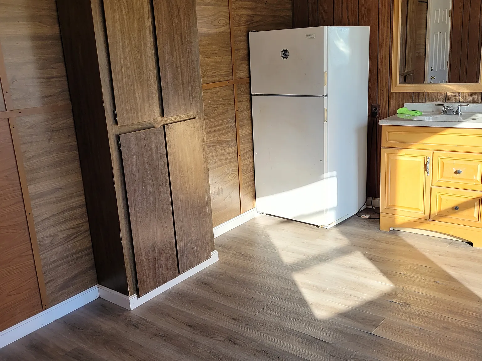 6 bed, 1515 sqft, $800 — Photo 1