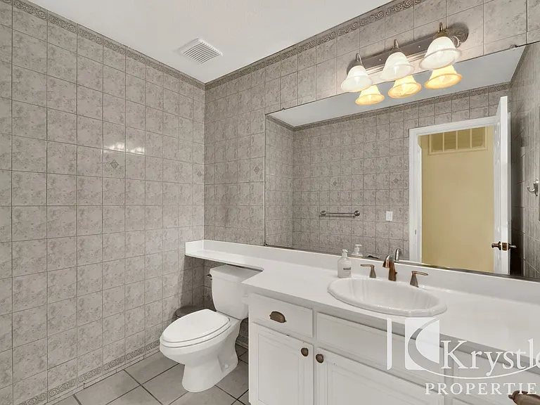 152 Chesapeake Dr — Photo 19