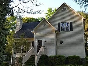 105 Walnut Grove Rd photo 1