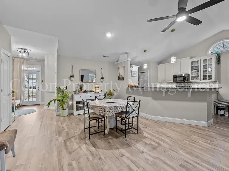 508 Azalea Dr — Photo 6