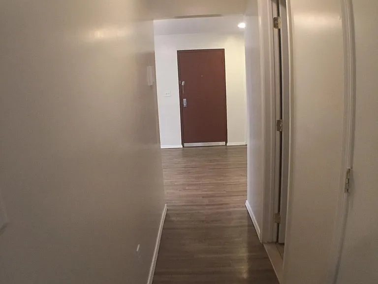 Deluxe Hallway