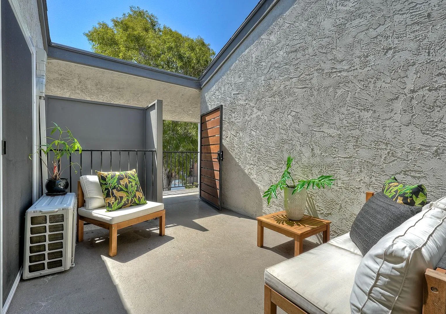 7559 Gibraltar Street, 15 — Photo 4