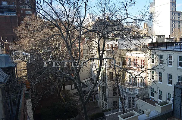 Rented by Peter Ashe | media 53