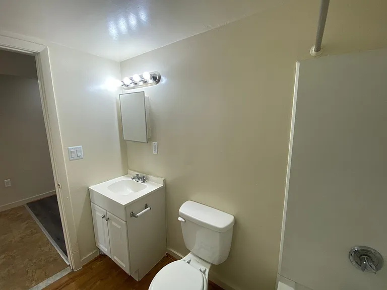 222 Division St #2 — Photo 15