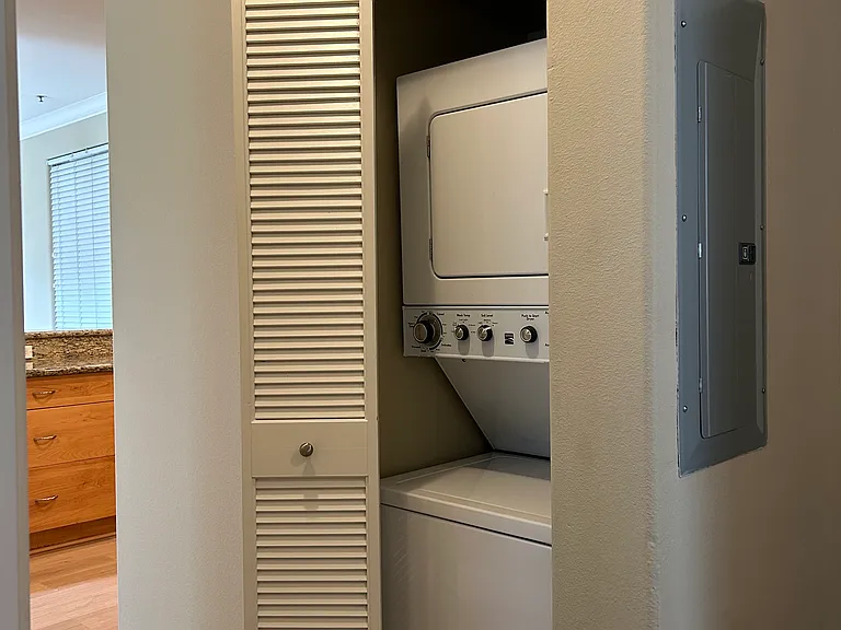 2330 University Ave #290 — Photo 13