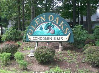 130 Cottonwood Rd, Newington, CT 06111