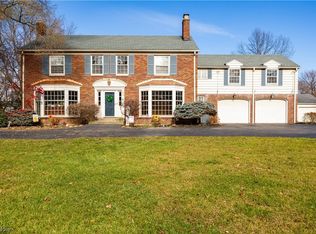 163 Overbrook Rd, Elyria, OH 44035