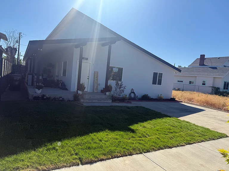 607 Pleasant Ave #1 — Photo 10