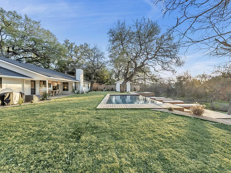 Arbor Ln — Photo 3