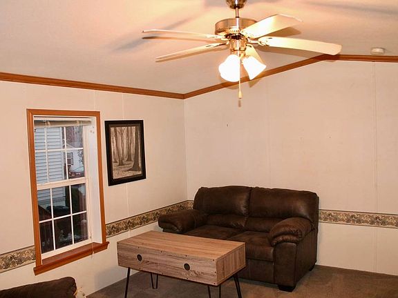 4th image of 40 S Mountainview Dr