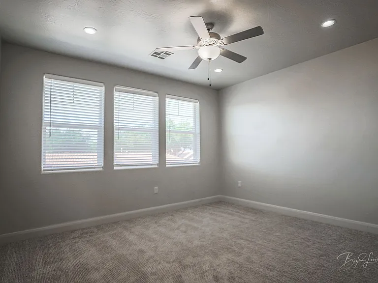 1184 E Bulloch St #51 — Photo 16