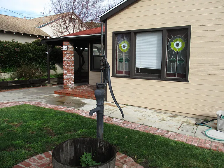 663 W Walnut Ave — Photo 2