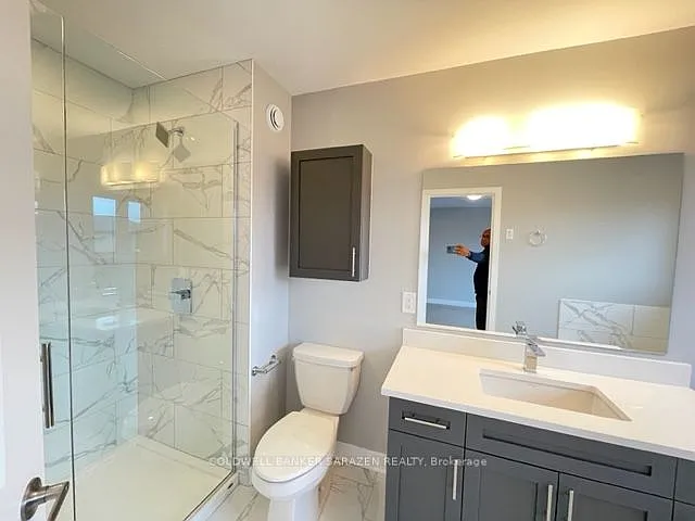 330 Whitham Cres — Photo 10