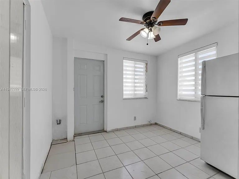 1811 SW 97th Ter #2 — Photo 15