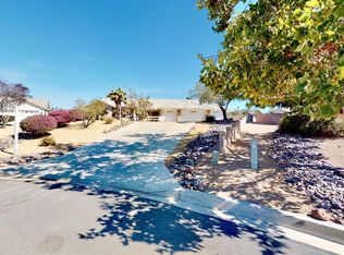 13511 Paoha Rd, Apple Valley, CA 92308