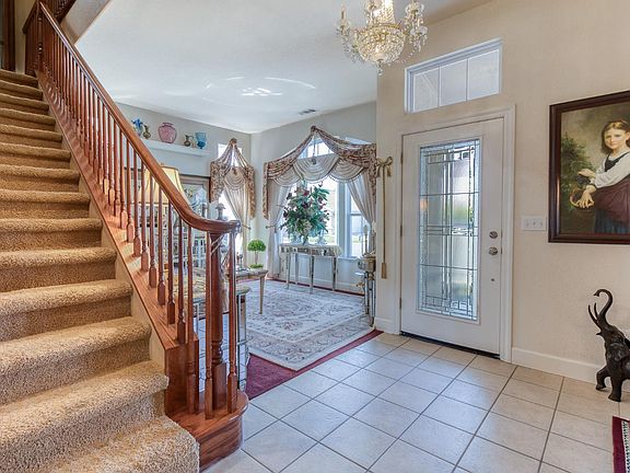 4th image of 1712 Newhampton Way