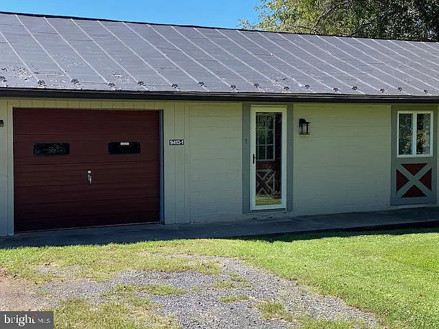 1 bed, 1.0 bath, 335 sqft, $1,050 — Photo 1